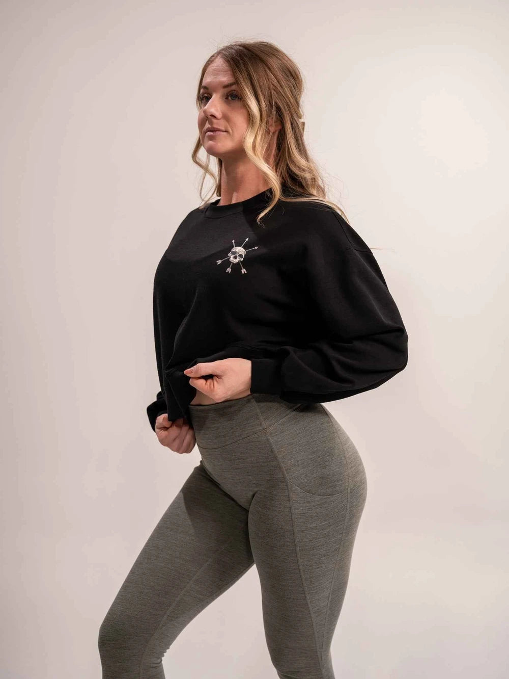 Black Women's Rouse Pullover