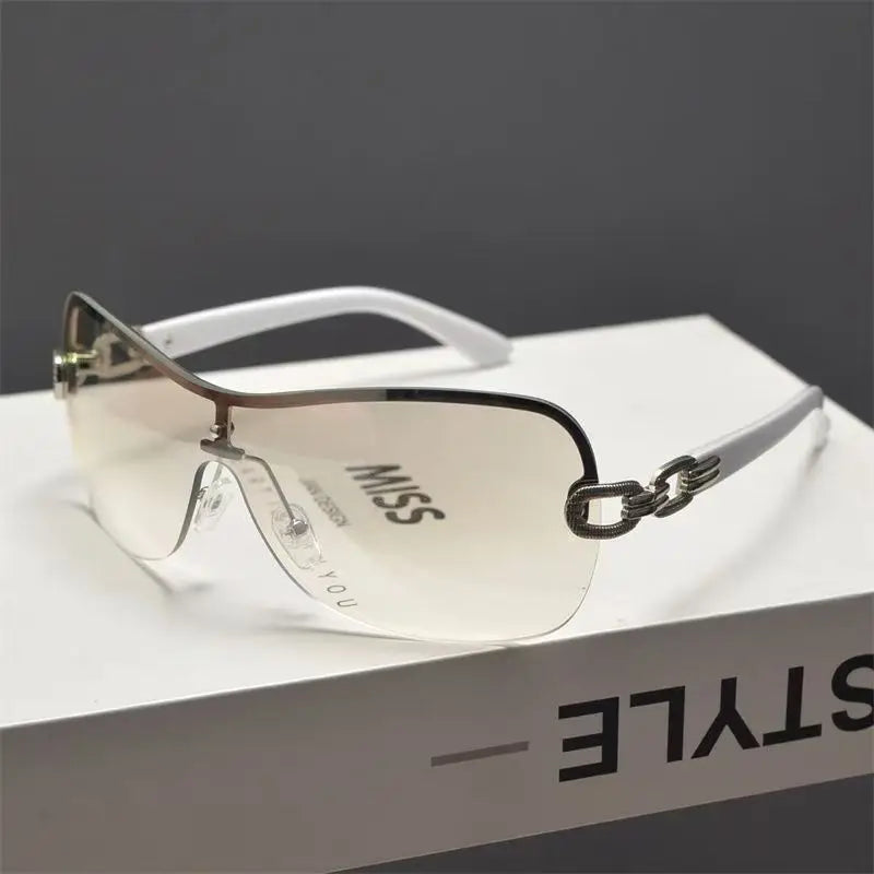 Women Men Gradient Lens Sun Glasses Casual Square Sunglasses Female Male Designer Brand Lovely Travel Outdoor Oculos De Sol