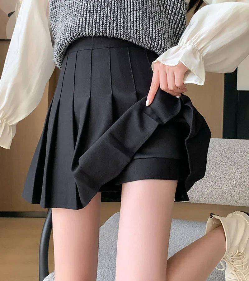 Women's Woolen Pleated Mini Skirt - Korean Style