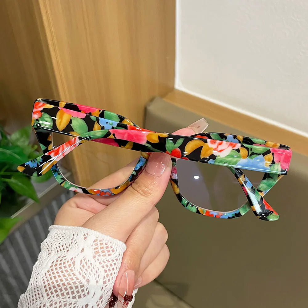 Retro Floral Cat-Eye Reading Glasses for Women, Fashionable Printed Large-Frame Anti-Blue Light Reading Glasses, Personalized Colorful Pattern High-Definition Reading Glasses
