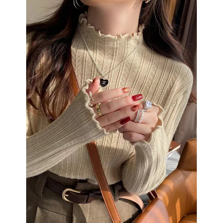 Women's Ruffled Semi-Turtleneck Knitted Sweater